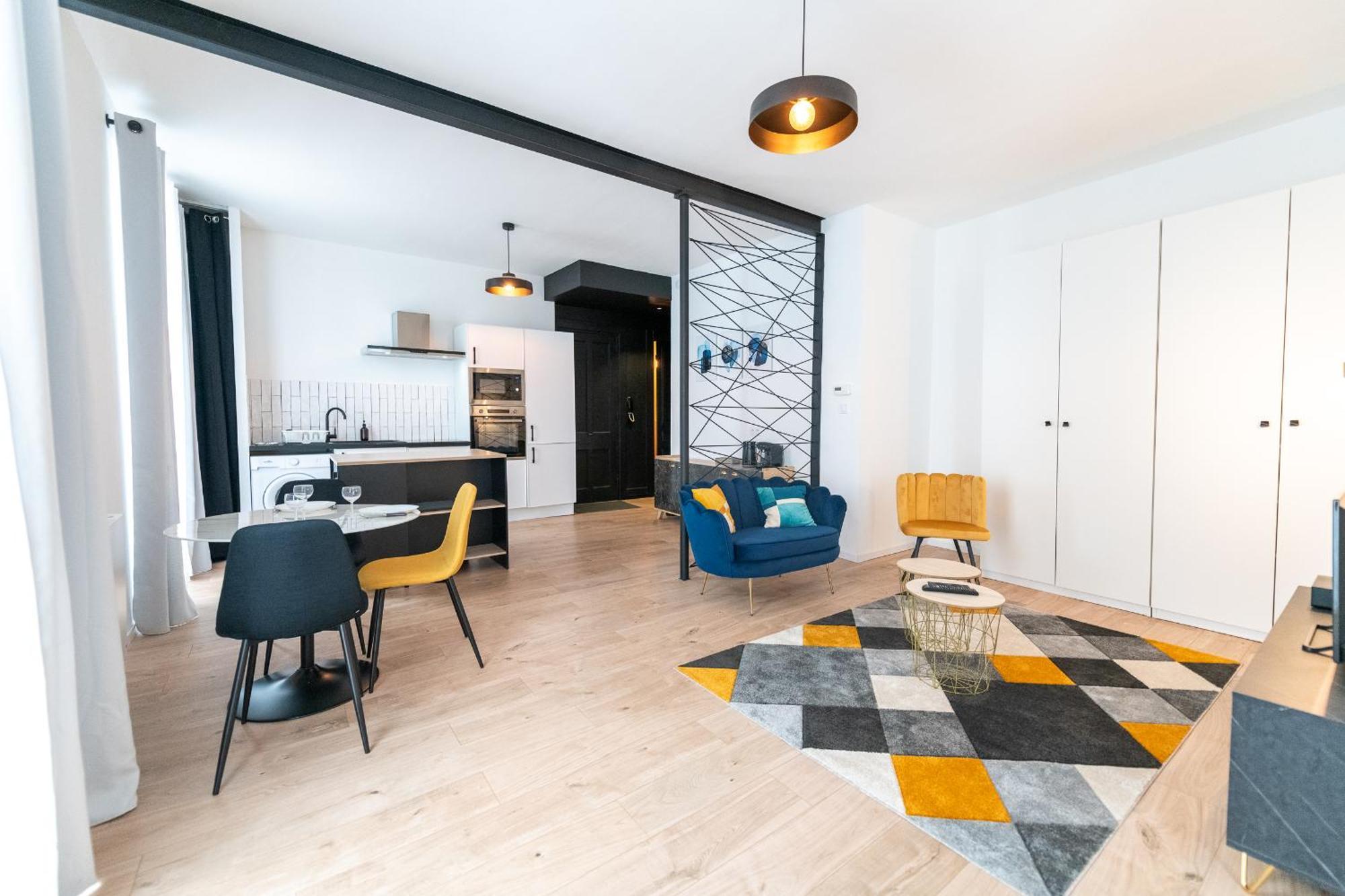 Kasa Arty - Tout Equipe - Agreable Et Confortable Сент-Этьен Экстерьер фото