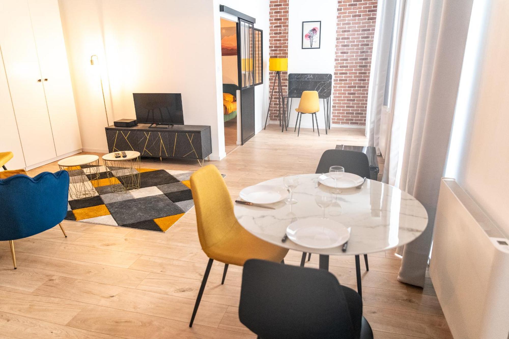 Kasa Arty - Tout Equipe - Agreable Et Confortable Сент-Этьен Экстерьер фото
